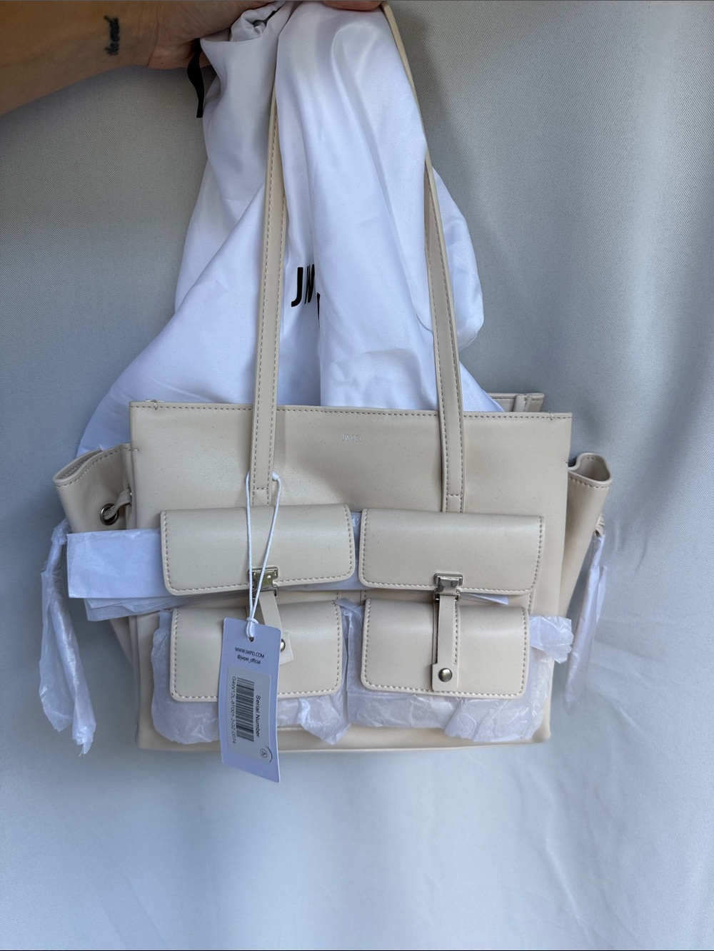JW PEI Cream Multi-Pocket Shoulder Tote